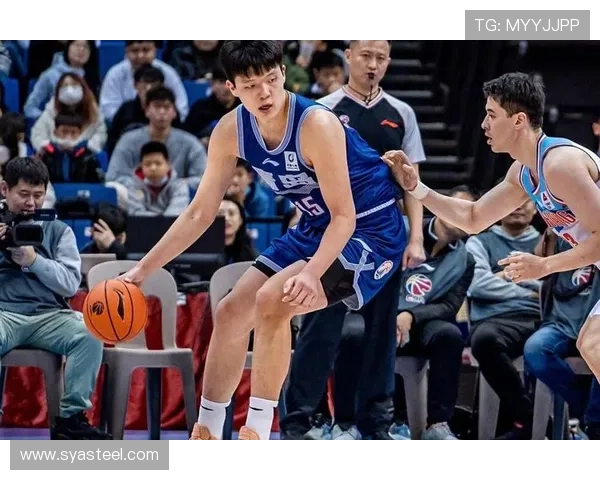 杨瀚森稳步提升场均再创新高 杨瀚森稳步提升场均再创新高